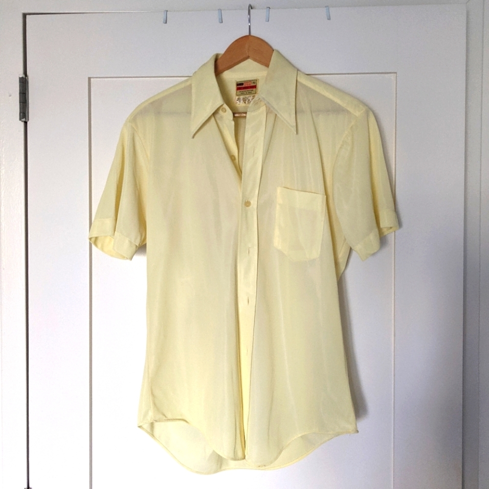 NEVER WORN - Vintage Yellow Button Down